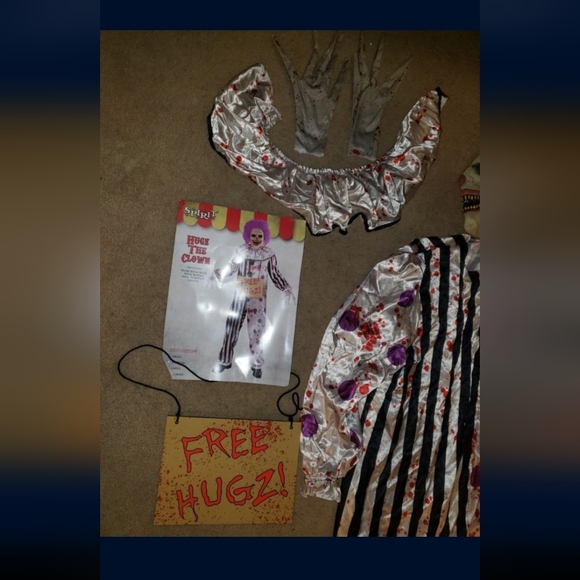 Spirit Halloween Hugz the Clown Costume - Black and White - Picture 2 of 5